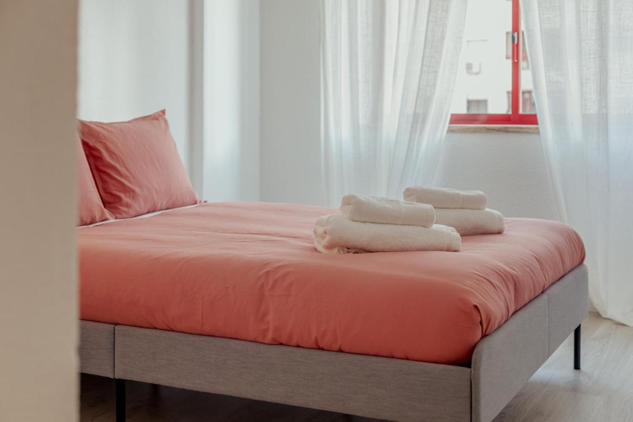 ליסבון Elegant 3 Bedroom Apt - City Centre - Garage - Metro מראה חיצוני תמונה