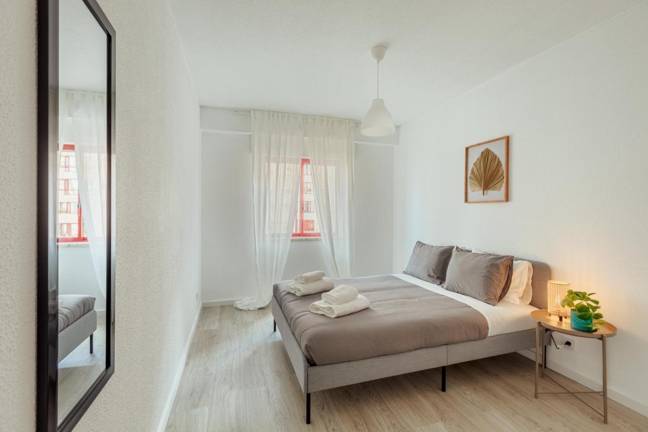 ליסבון Elegant 3 Bedroom Apt - City Centre - Garage - Metro מראה חיצוני תמונה