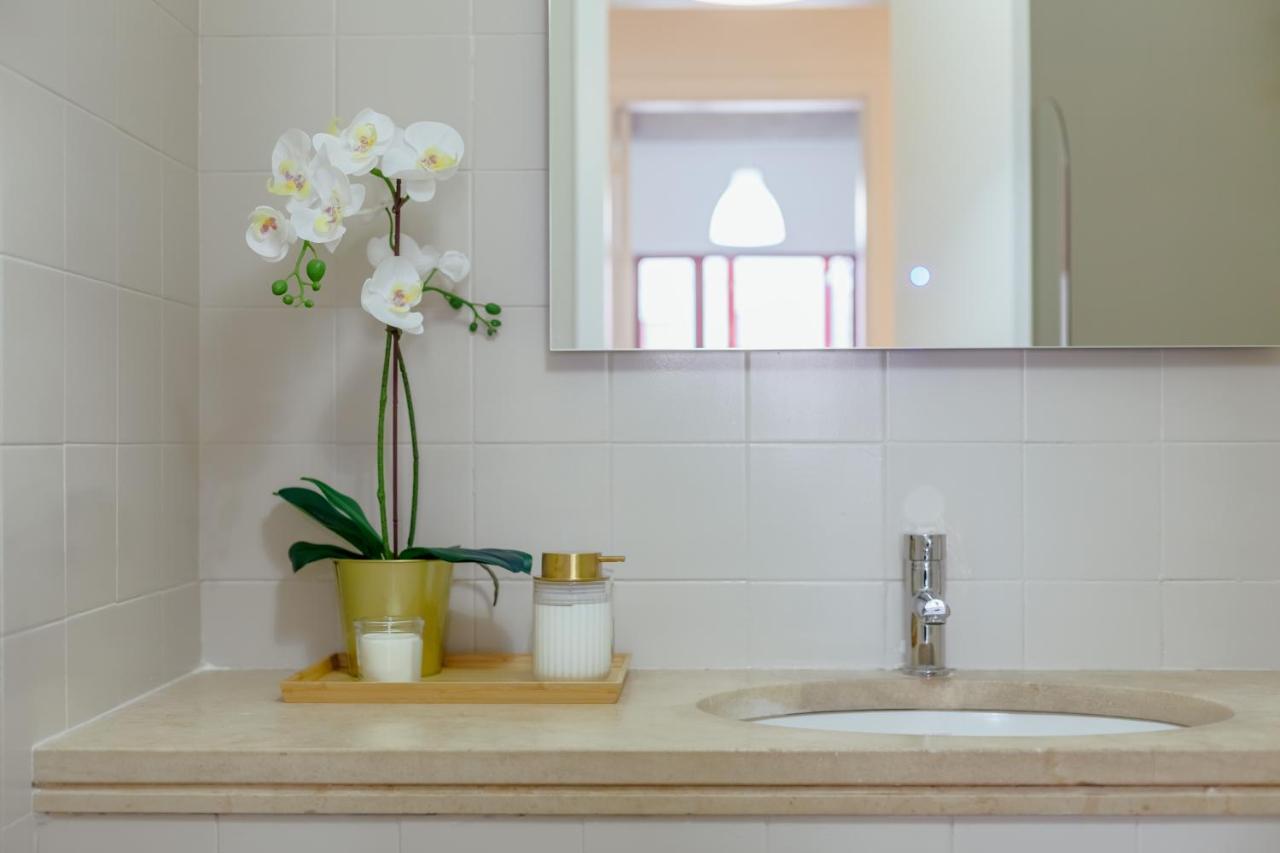 ליסבון Elegant 3 Bedroom Apt - City Centre - Garage - Metro מראה חיצוני תמונה