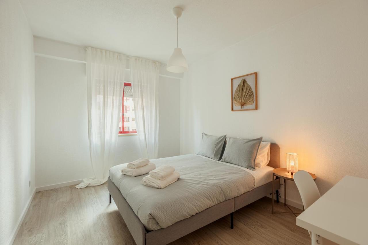 ליסבון Elegant 3 Bedroom Apt - City Centre - Garage - Metro מראה חיצוני תמונה