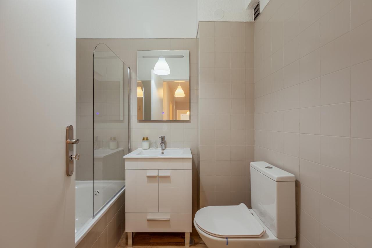 ליסבון Elegant 3 Bedroom Apt - City Centre - Garage - Metro מראה חיצוני תמונה