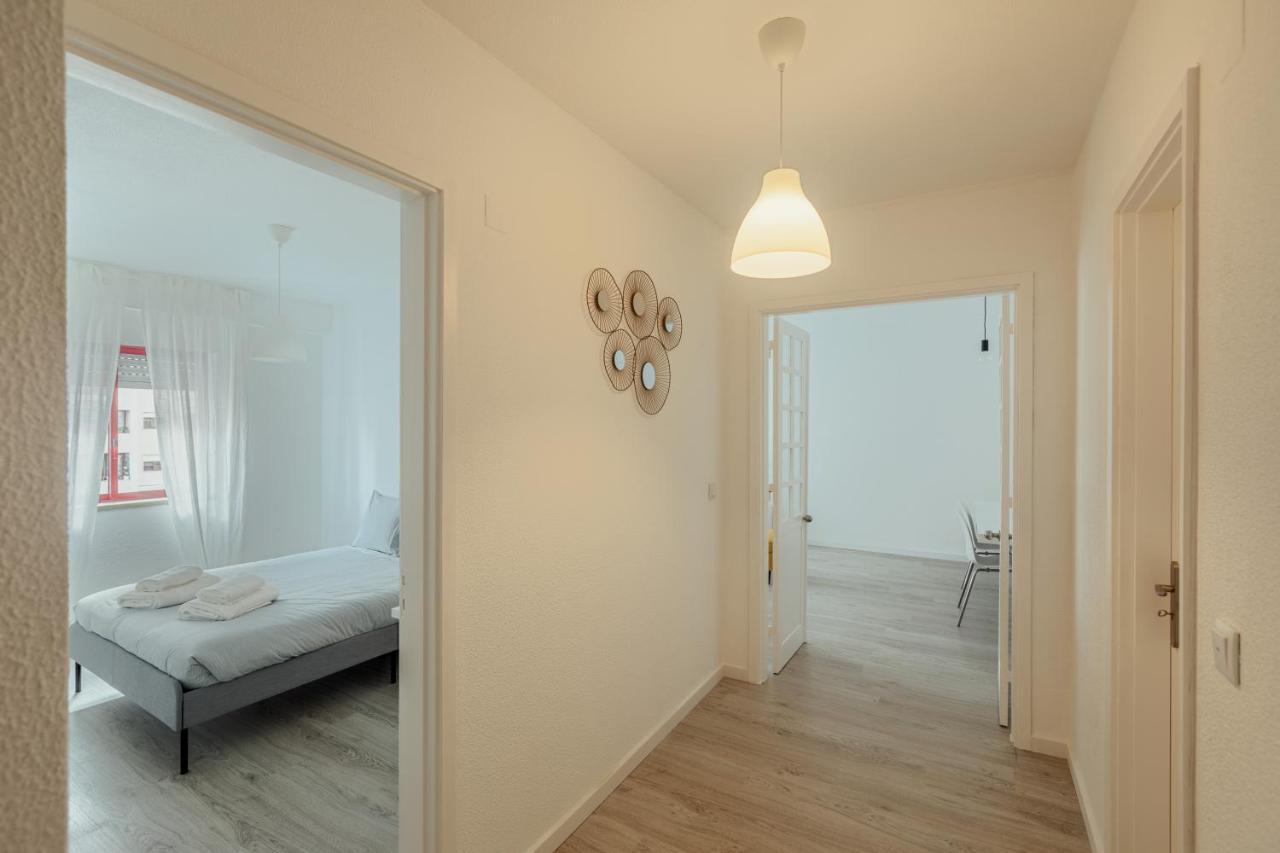 ליסבון Elegant 3 Bedroom Apt - City Centre - Garage - Metro מראה חיצוני תמונה