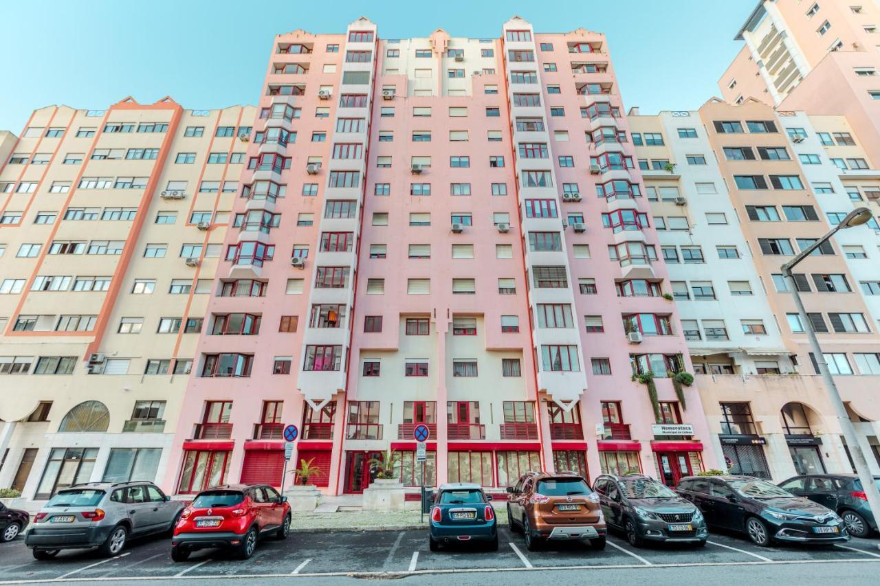 ליסבון Elegant 3 Bedroom Apt - City Centre - Garage - Metro מראה חיצוני תמונה